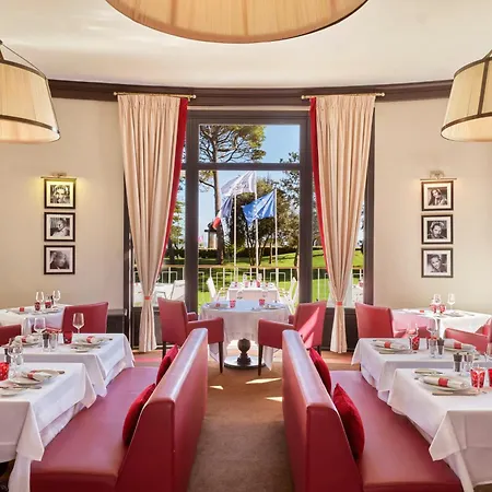 Barriere Le Royal 5*