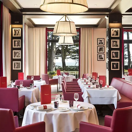 Отель Barriere Le Royal 5*