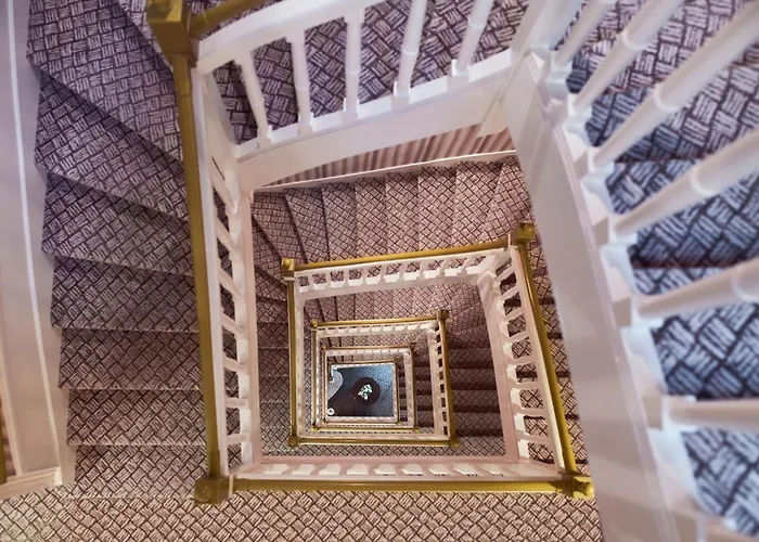 Barriere Le Royal فندق