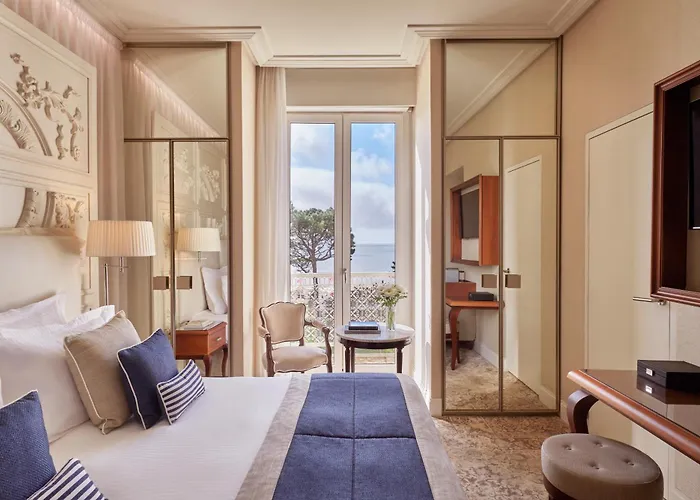 Barriere Le Royal فندق 5*