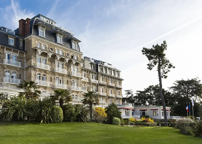 فندق Barriere Le Royal La Baule