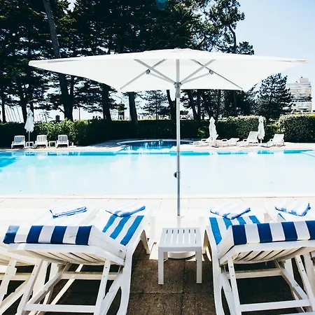 Ξενοδοχείο Barriere Le Royal 5*