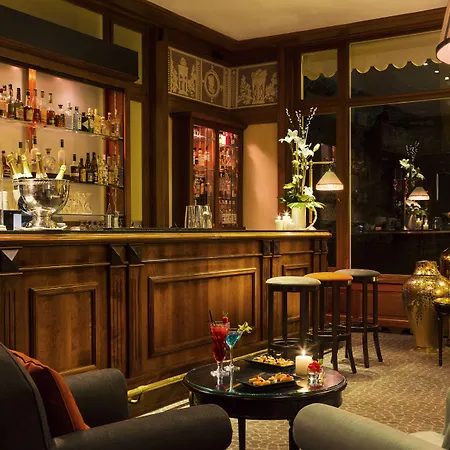 Barriere Le Royal 5*